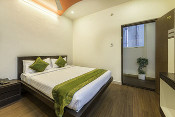 Treebo Golden Pearl Scarlet Hotel